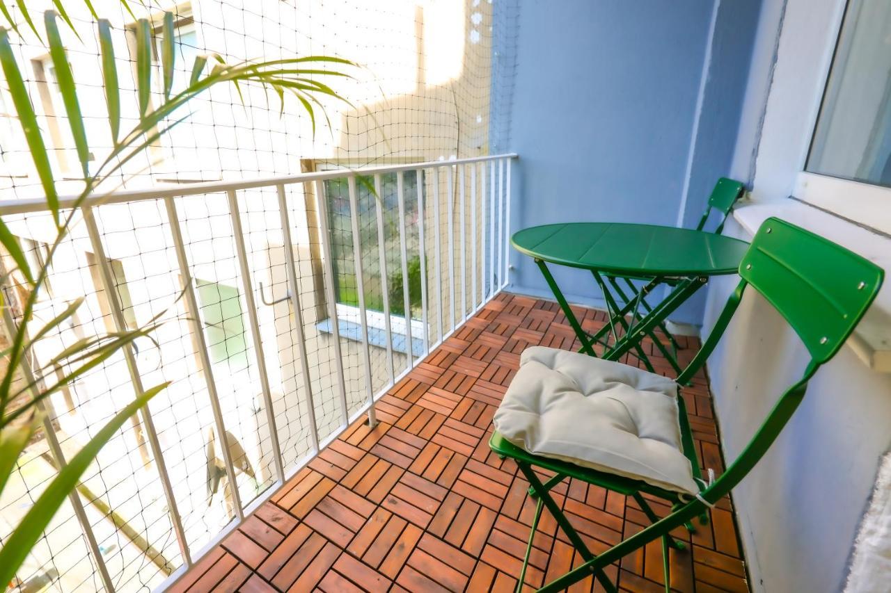 80Qm Luxurioese Designerwohnung Im Herzen Bochums Exterior foto